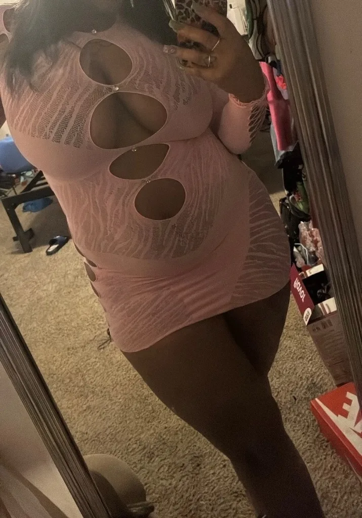 HOT BABE 💦 🌹 READY FOR ACTION !