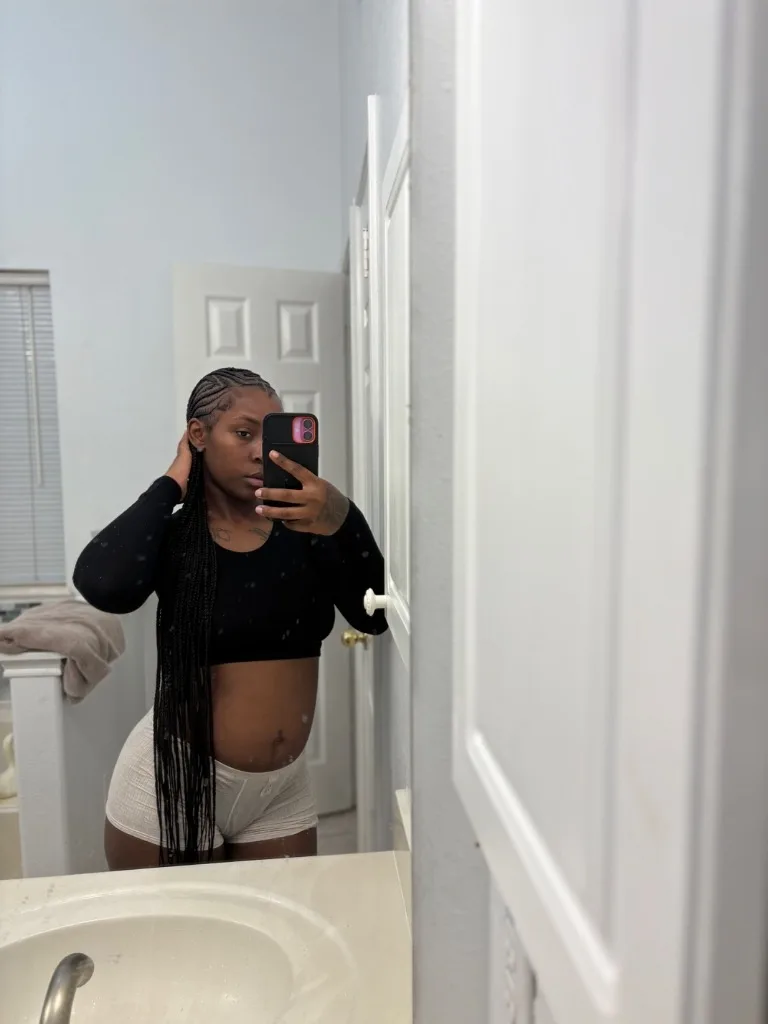 your local escape beautifully petite🥰 100% authentic, the real deal🫰 - Photo 5 | Escort in Northside