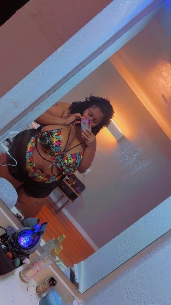 Classy, Curvy & Discreet — A Luxe Escape Awaits 80QV Morning Only Special - Photo 2 | Escort in Northwest hwy & 35 Irving