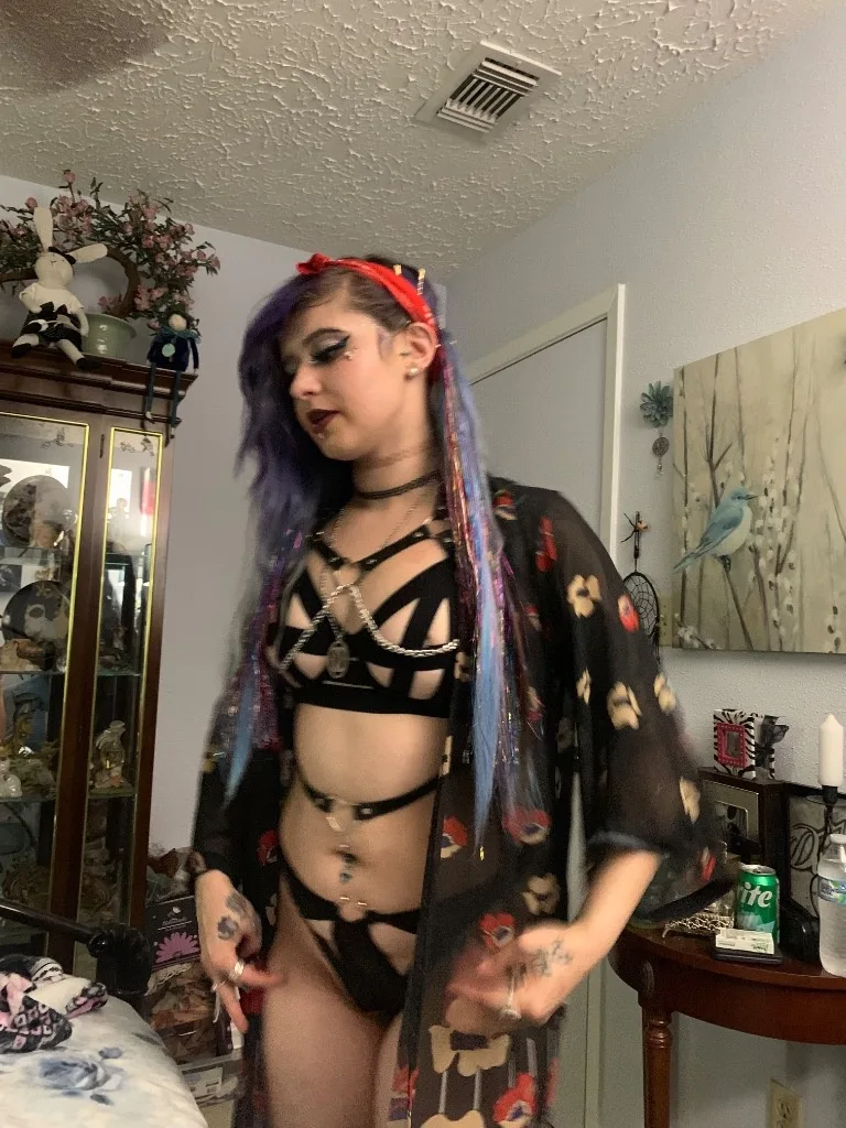 your new obsession and queen && its so pink & little - Photo 2 | Escort in Cypress tx 77065