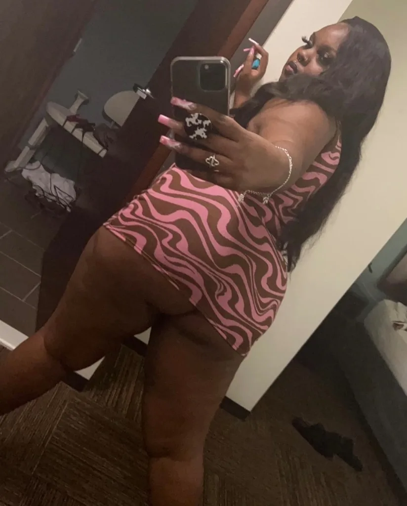 COME GET DOSE OF THICKMUS BBY ... - Photo 4 | Escort in Houston