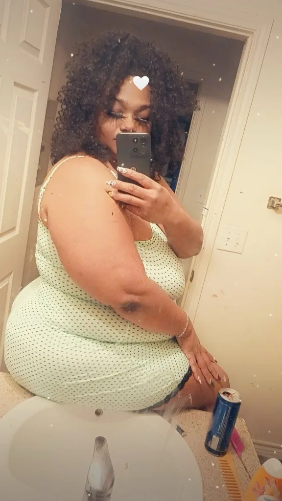 COME CHECK OUT ESSENCE'S WATER PARK💦🌊🤪