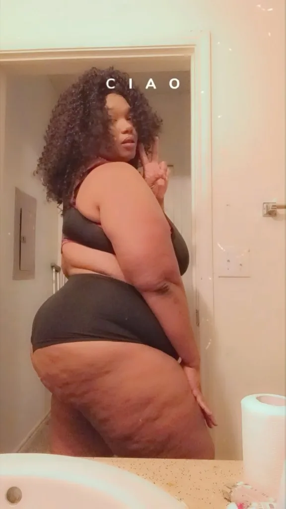 COME CHECK OUT ESSENCE'S WATER PARK🤪 - Photo 2 | Escort in Fort worth