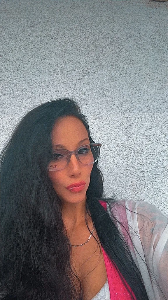very addicting and fun you wont regret it - Photo 10 | Escort in Airport area
