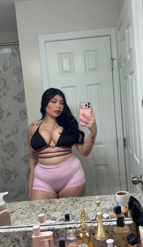 ERIS 74INCHBIG FAT ASS$50 REQUIRE DEPOSIT MUSTIncallOutcall and Car callHotel Fun also AvailableGirls special available 55 - Photo 4 | Escort in Austin TX