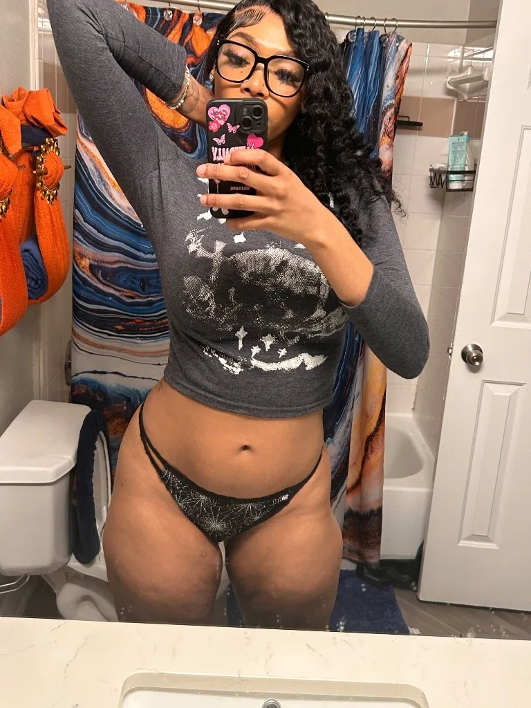 let have some fun - Photo 4 | Escort in North Dallas