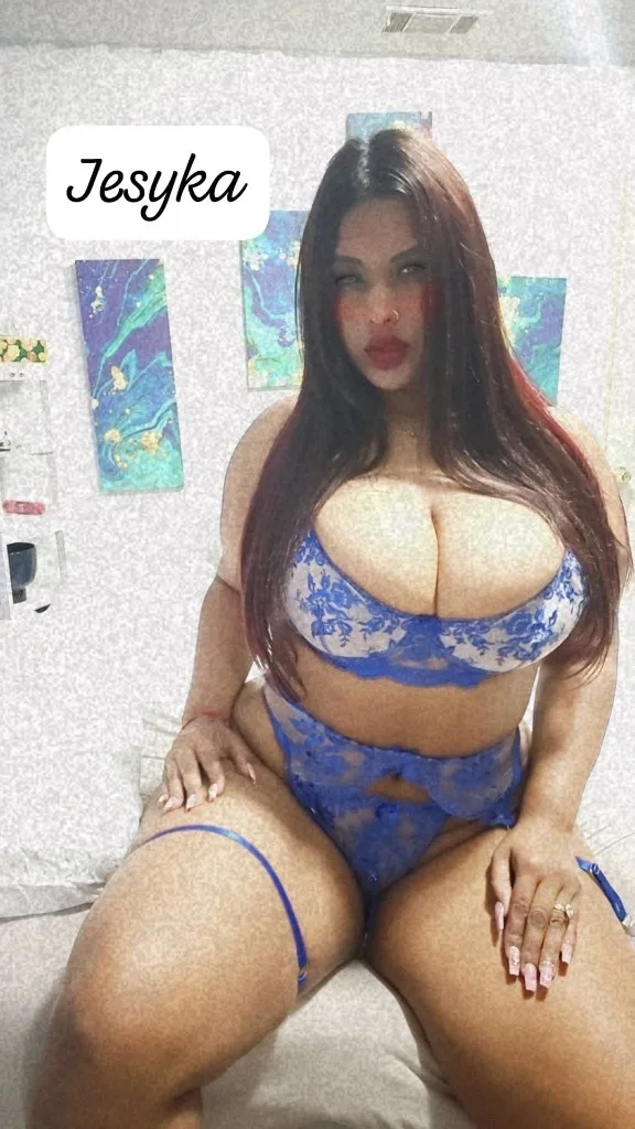 sexy curvy - Photo 2 | Escort in Spring Branch