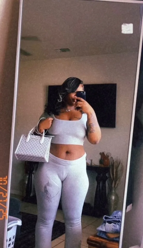 Cum Take a ride in The Big Body Benz - Photo 3 | Escort in Killeen