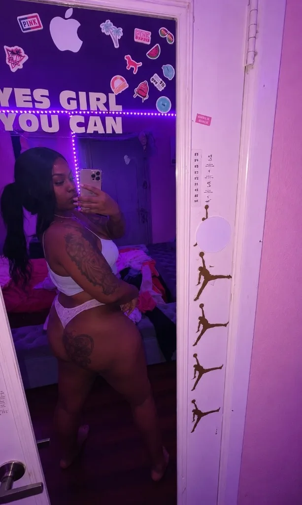 Cum Take a ride in The Big Body Benz - Photo 7 | Escort in Killeen