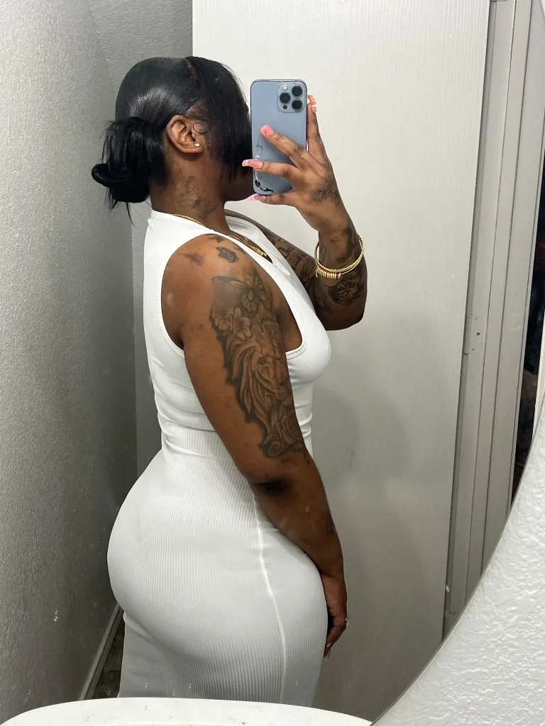 Cum Take a ride in The Big Body Benz - Photo 6 | Escort in Killeen