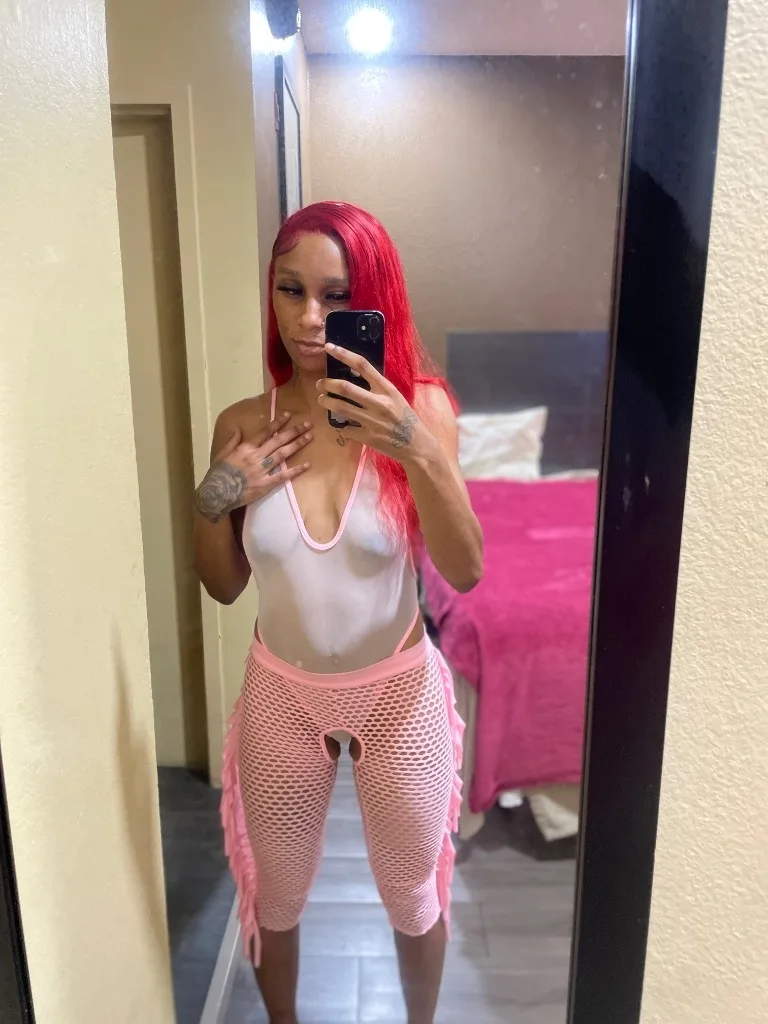Ms Waterpark🥳 - Photo 8 | Escort in Houston