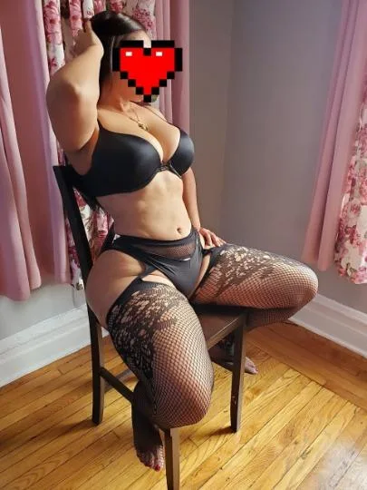 latina mamadora hermosa y caliente con toda la energa baby soy muy complaciente me gustan las emociones fuertes y soy muy traviesa y juguetona - Photo 1 | Escort in Katy