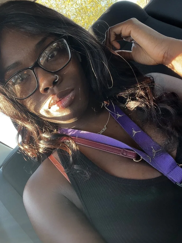 QV& Cardates special available in GREENPOINT come see me🩷 - Photo 2 | Escort in Greenspoint