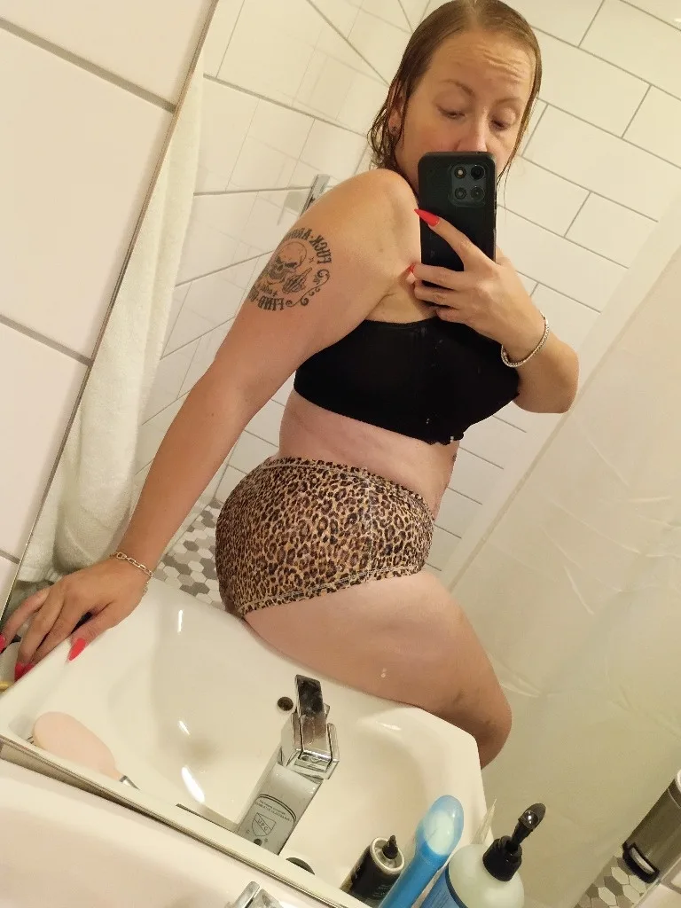 🤑DIVE INTO MEG🤑 - Photo 11 | Escort in Deep ellum 1-30 HOV