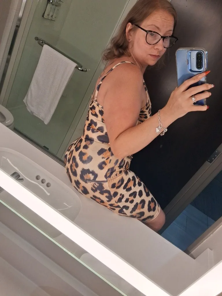 🤑DIVE INTO MEG🤑 - Photo 8 | Escort in Deep ellum 1-30 HOV