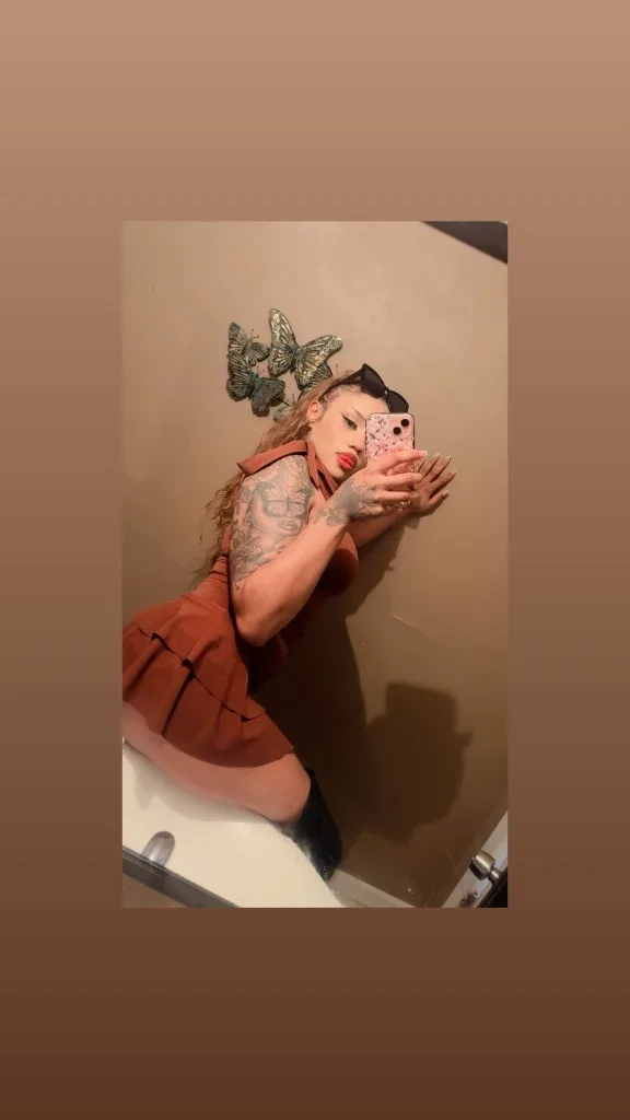 Hello, I’m looking for new friends and to have fun. - Photo 1 | Escort in Clyde