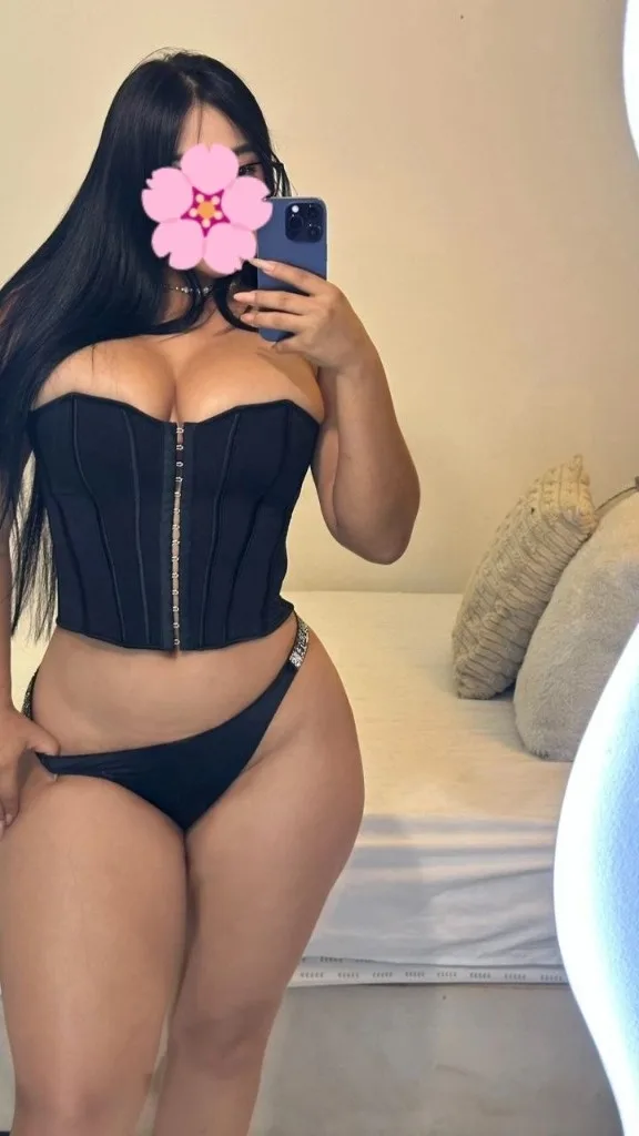 Bella chica latina, cariosa y divertida, esperando para consentirte. Disponible ahora - Photo 7 | Escort in Pasadena