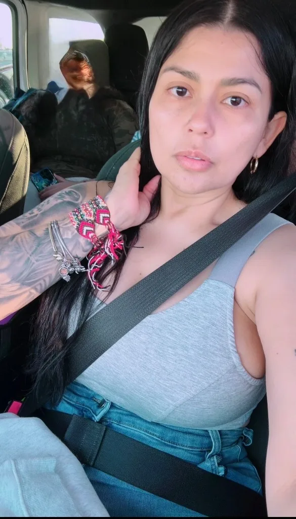 AY PAPI LINDO VOLUPTUOSA Y COMPLACIENTE