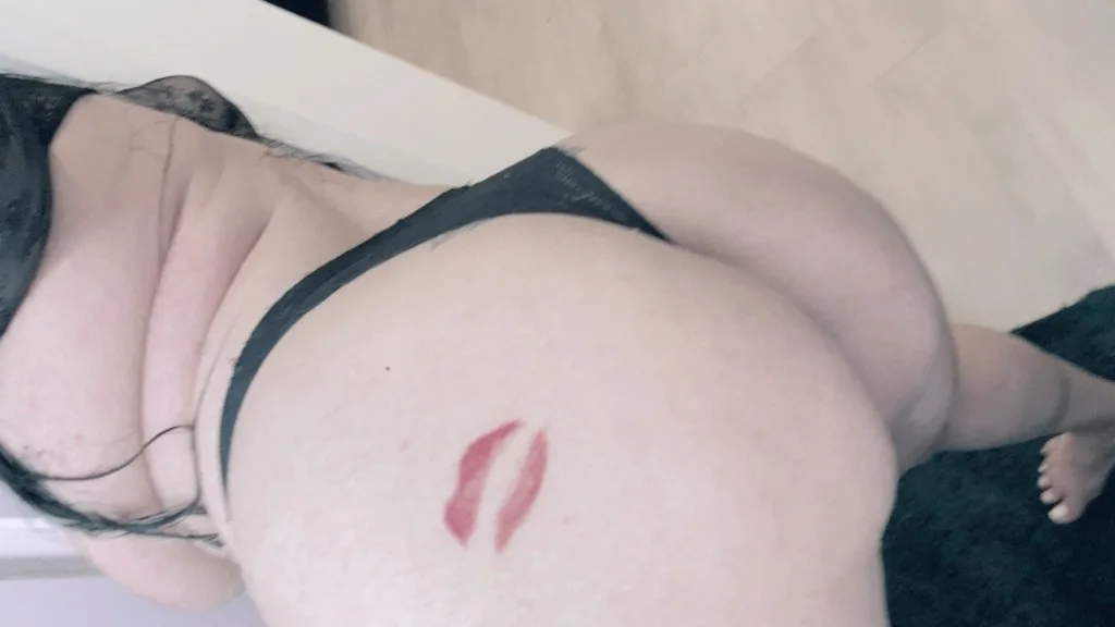 Rica tetona y mamadora llamame papi - Photo 2 | Escort in Irving