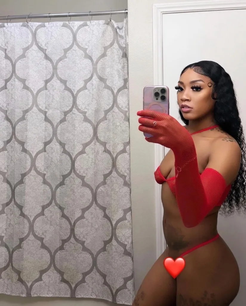 Slim Petitie BADDIE / SLIM THICK CALL ME ! - Photo 2 | Escort in North Houston
