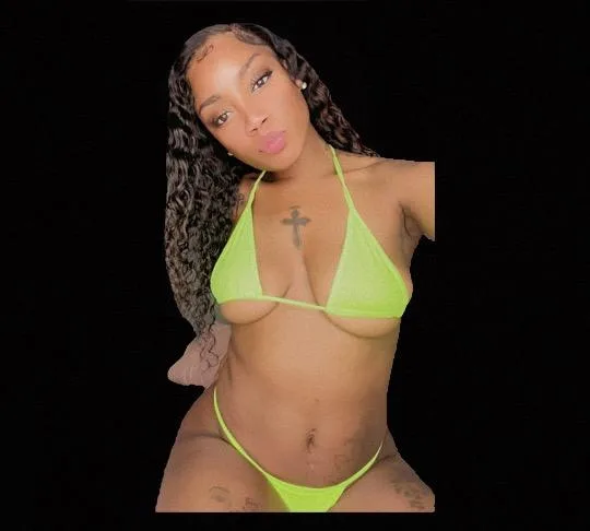 Slim Petitie BADDIE / SLIM THICK CALL ME ! - Photo 1 | Escort in North Houston