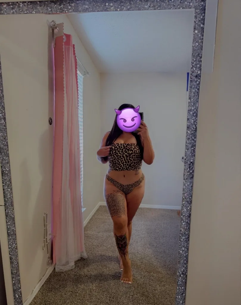 CHICA SALVADOREA 24/7 FOTOS %REALES PAPI 🫦 - Photo 10 | Escort in 35 y Regal Row