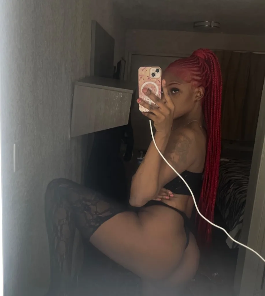 FREAKYSEXII'SLIM THICEBONYAVAIBLE 24/7 for INCALLSOUTCALLSCAR FUN - Photo 1 | Escort in INCALLS & CAR FUN !!