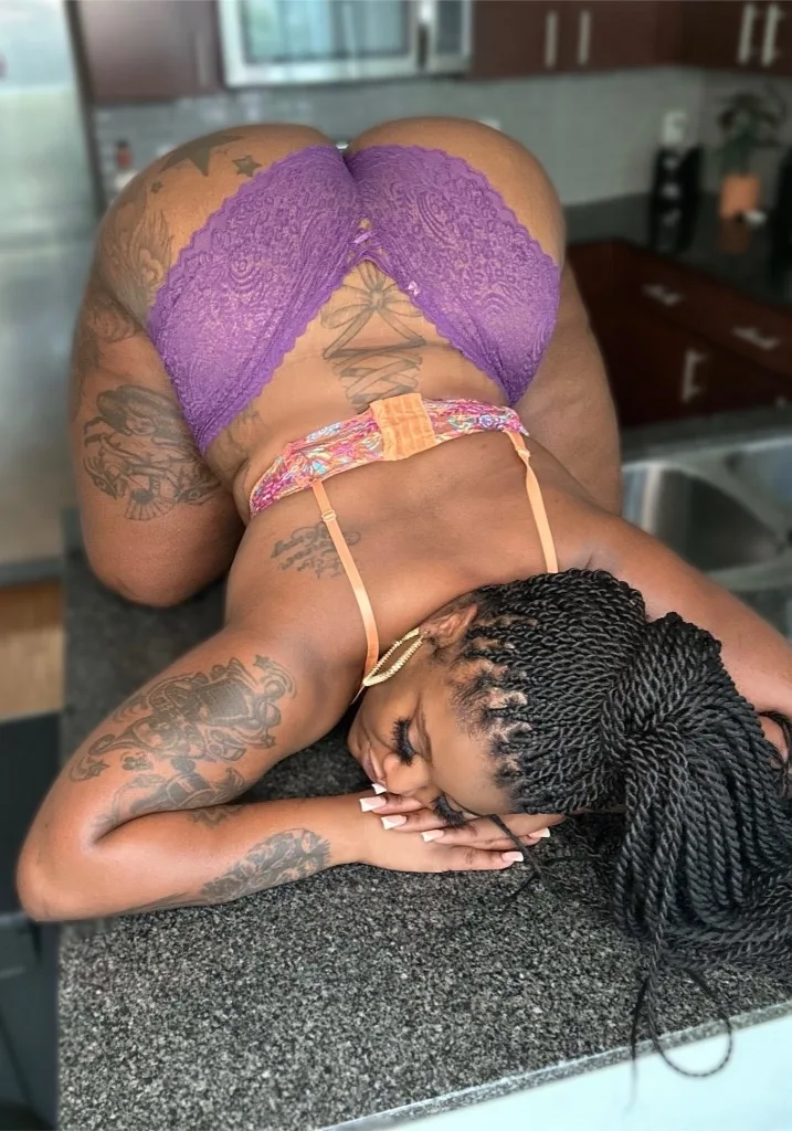 A REAL LIFE EBONY GODDESS DOWNTOWN HOUSTON - Photo 5 | Escort in Downtown