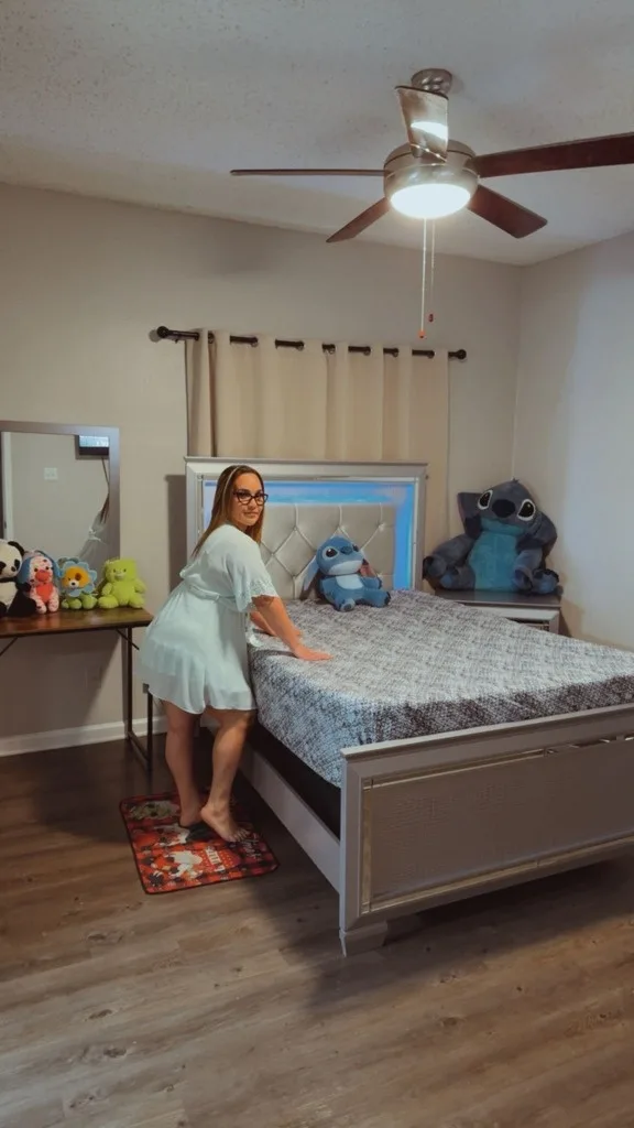 Claudia - Photo 2 | Escort in Irving