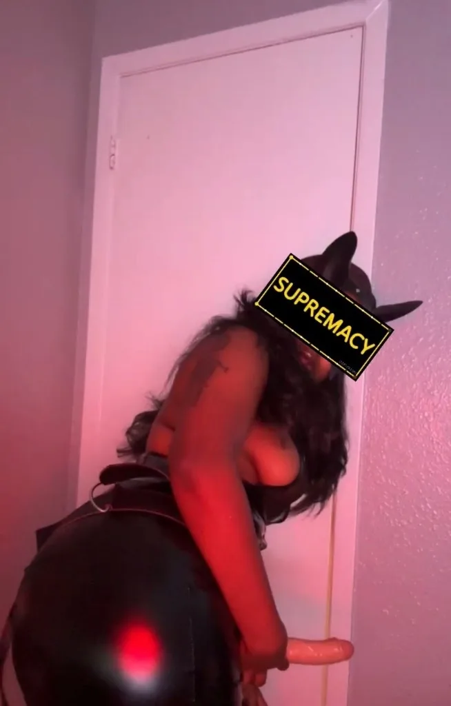“Obey Me Crave Mommy Pussy ” - Photo 3 | Escort in Arlington