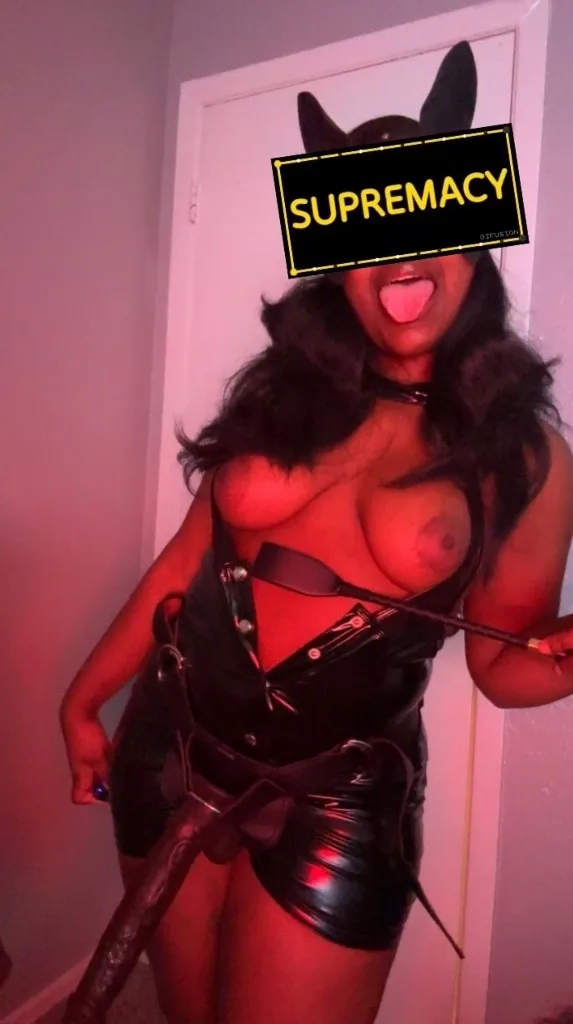 “Obey Me Crave Mommy Pussy ” - Photo 9 | Escort in Arlington