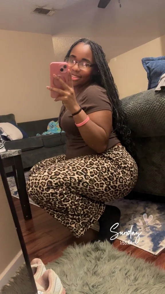 Tengo chicas venezolanas disponibles - Photo 1 | Escort in Grand Prairie