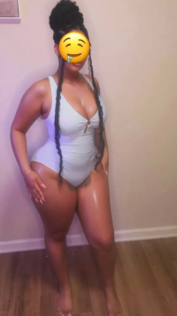 I am a sexy and very wild girl in bed, tell me if you want to try and please you 100%🤭 - Photo 2 | Escort in Vance Jackson
