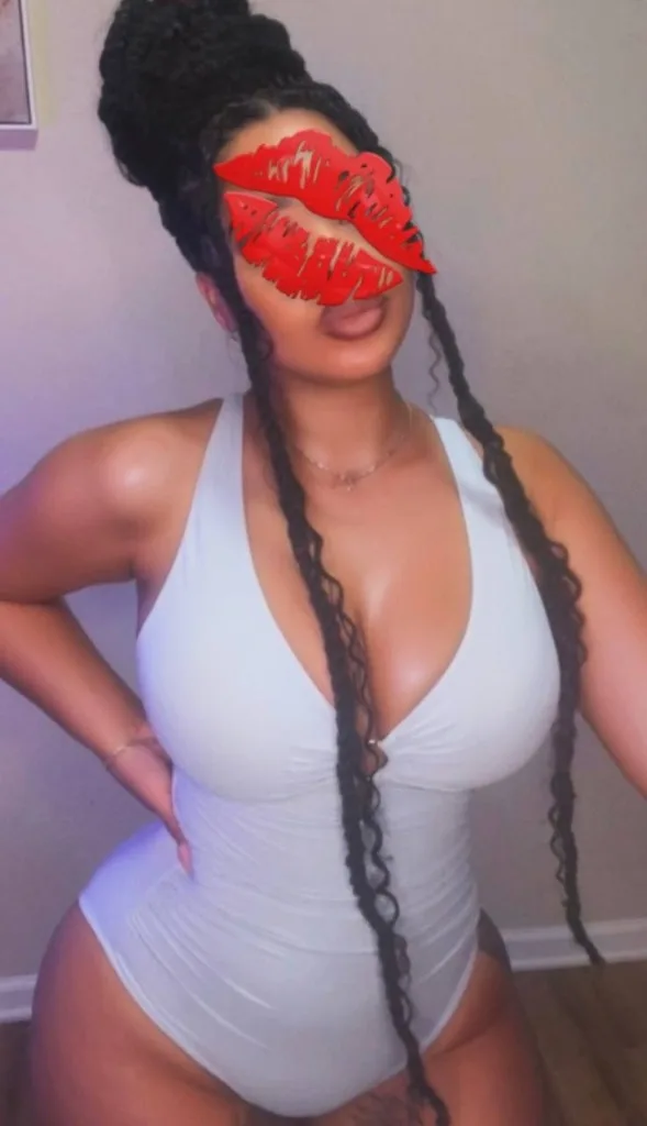I am a sexy and very wild girl in bed, tell me if you want to try and please you 100%🤭 - Photo 3 | Escort in Vance Jackson
