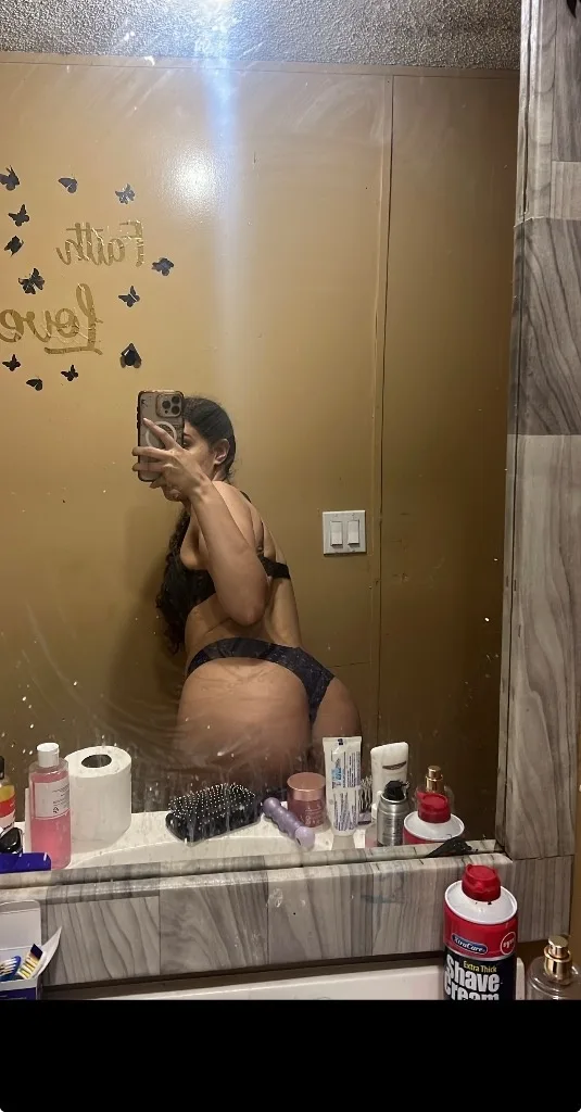 SlimThick - Photo 4 | Escort in Crosby