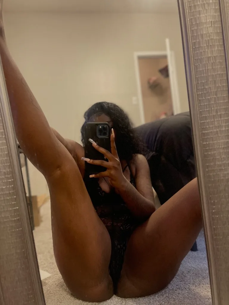 QV'S⭐AVAILABLE FOR INCALL DATY AVAILABLE ClassyChocolate Desert 🥰MESSAGE MEE - Photo 3 | Escort in Duncanville