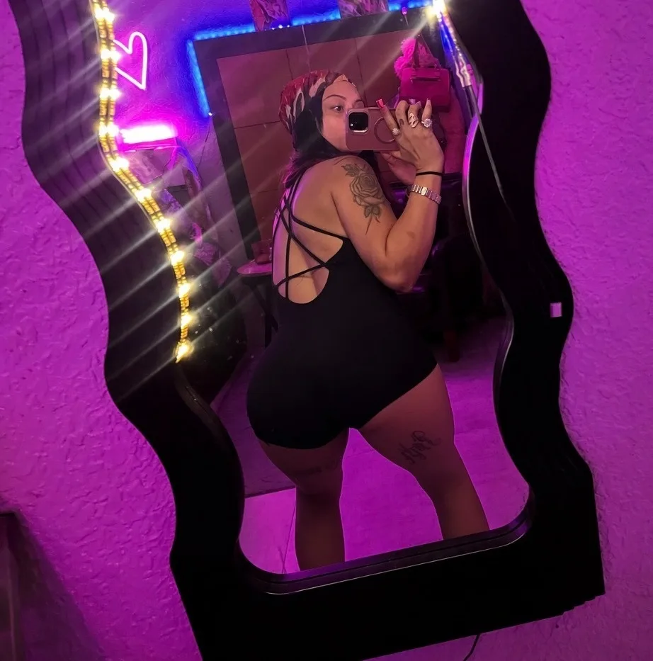 QV and HHR Specials TODAY ONLY!!!! Outcall requires uber/lyft there and back / Carplay / No Incalls / Facetime Shows 🤳 Content for sell Cum play with this Pink Pu$$Y - Photo 7 | Escort in 1960