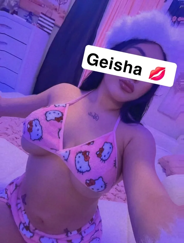 Your Favorite Latina - Photo 5 | Escort in Hobby Airport