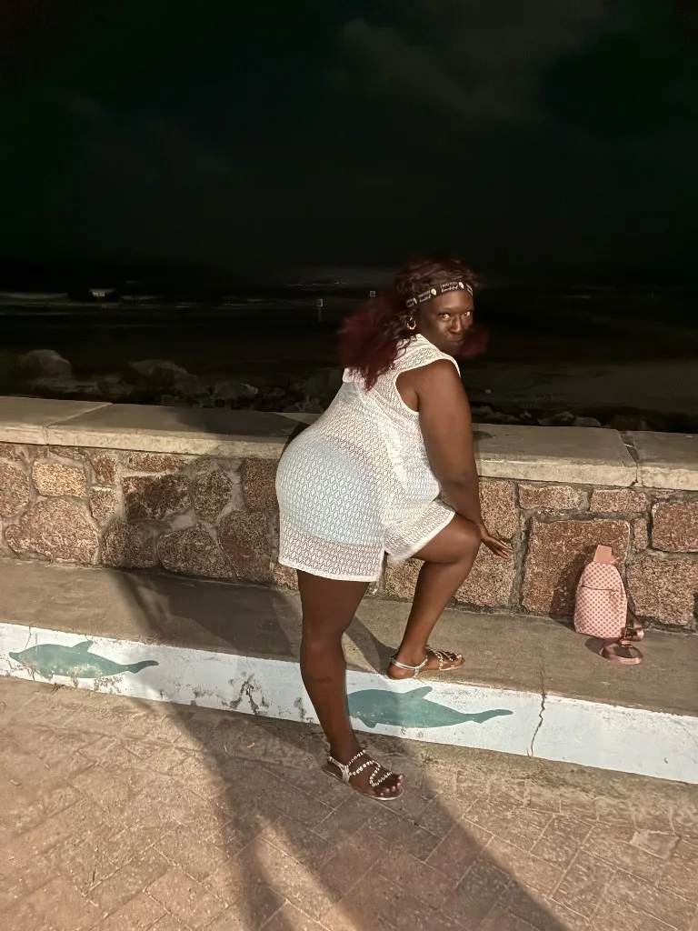 who. ready for some good loveing and relax, relaxation, and sexual healing - Photo 7 | Escort in On the east