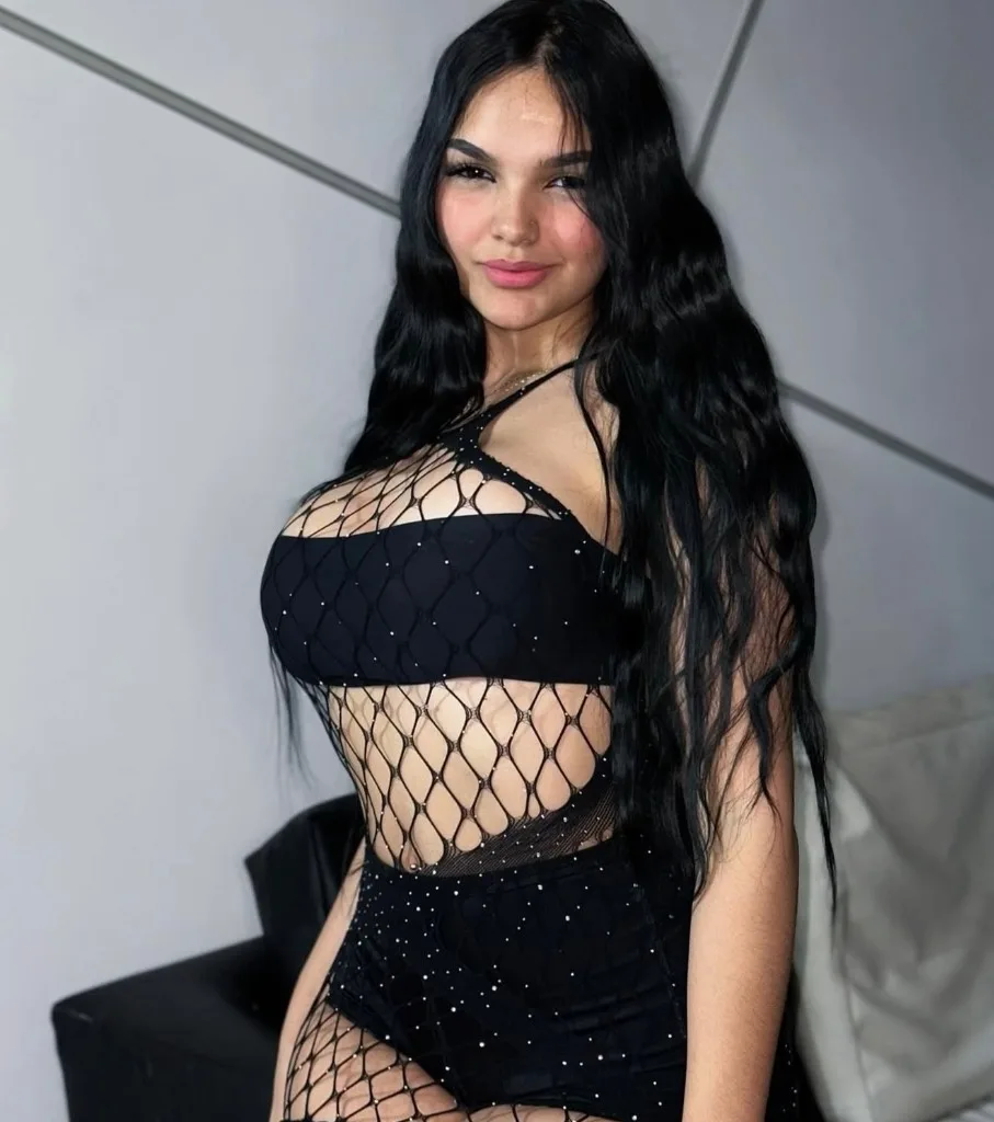 soy una latina nueva en la ciudad, escribeme para obtener mas informacion! te hare pasar un rato rico y agradable🫦🤤 - Photo 5 | Escort in Outcall only