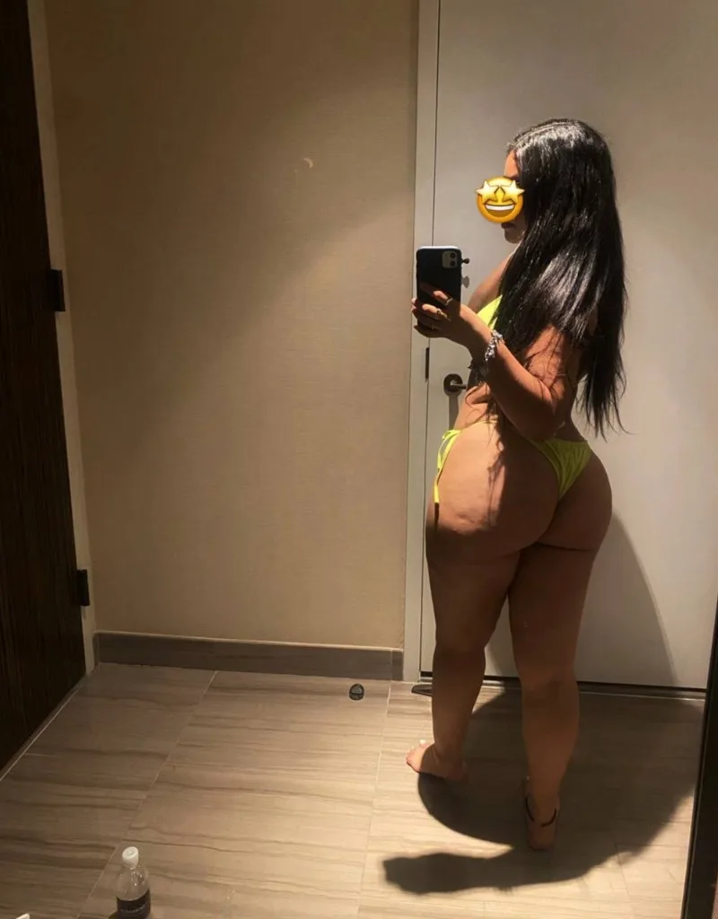 HERMOSA VENEZOLANA MAMASITA PERVERTIDA VIVO SOLITA 🫦 VEN POR UN RATITO RICOCOGEME POR LA COLITA Y BB - Photo 2 | Escort in Irvin