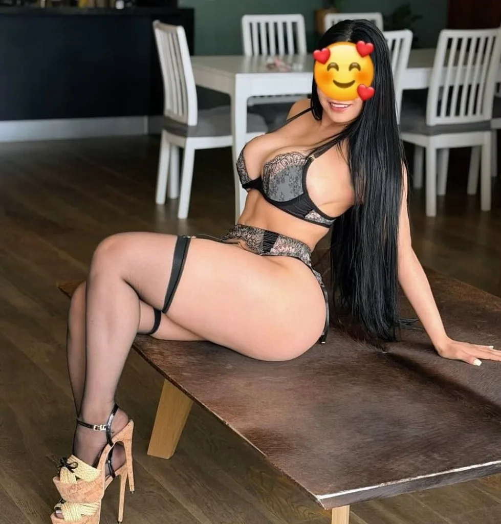 Chica apasionada, sexy y atractiva con garganta profunda y gran culo y tetas - Photo 3 | Escort in pasadena