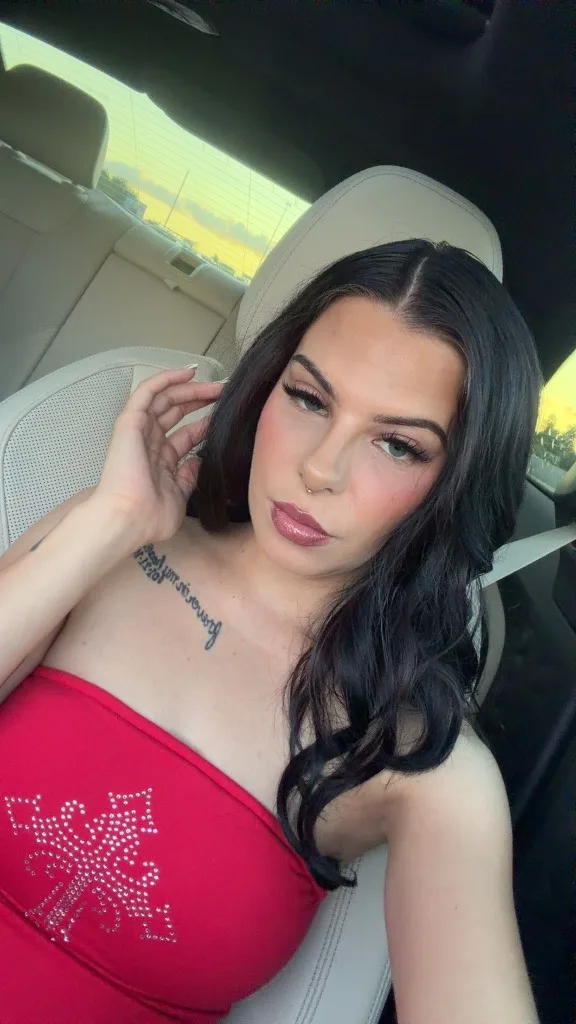 Your Favorite Distraction - Photo 5 | Escort in Downtown Houston & Surrounding