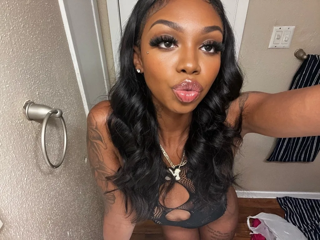 Asia Creams Content - Photo 4 | Escort in San Antonio