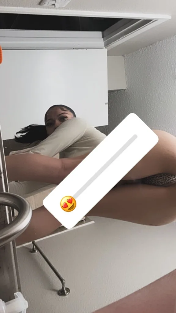 in or out call 😍