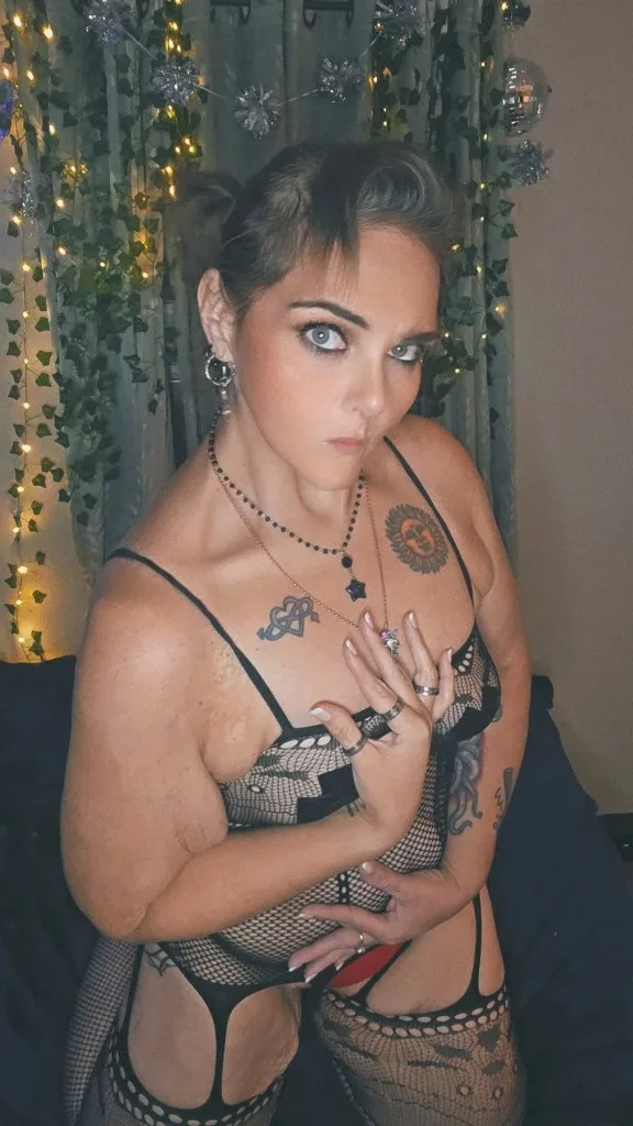 Ready to brighten your day or night! Cum see me! - Photo 2 | Escort in Alliance