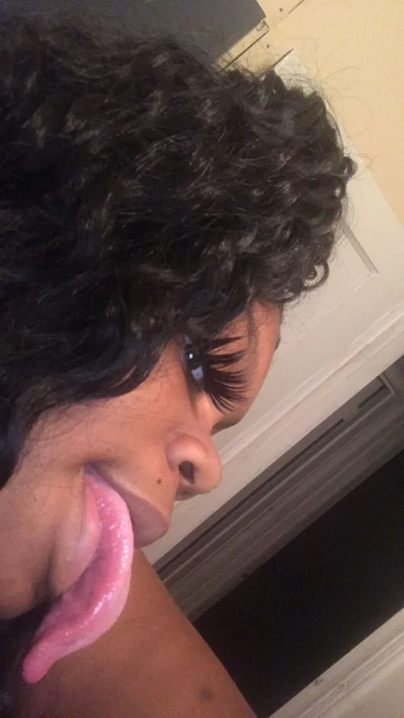 Hey baby im back in town - Photo 3 | Escort in Greenspoint