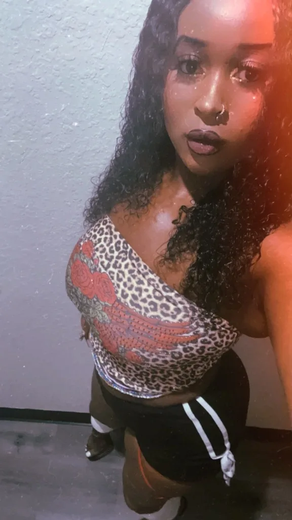 I LOVE SUCKING DICK yes i verify 2 NUT bare $150 freaky facetime $40 - Photo 8 | Escort in Woodlands