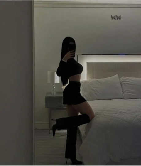 kimberly petit De visita en tu cuidad - Photo 3 | Escort in Lewisville