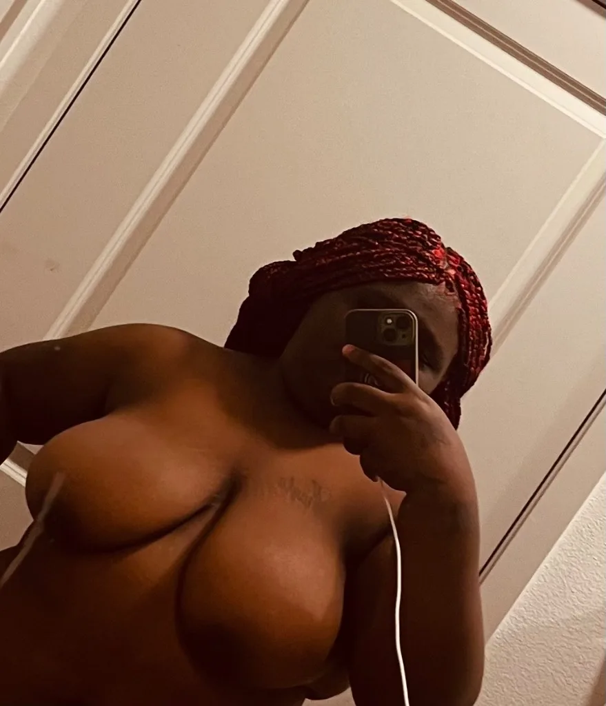 😈INCALLS😈OUTCALLS😈